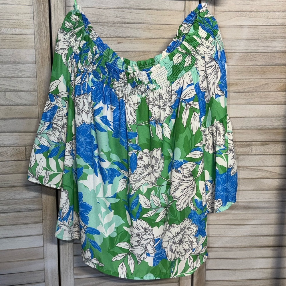 NWT Flying Tomato Floral Off-the-Shoulder Smocked Blouse